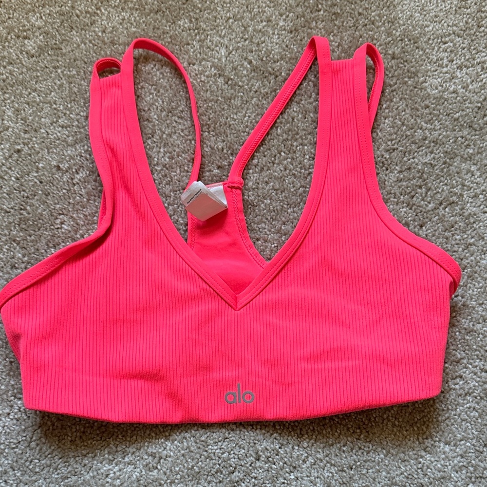 ALO Yoga Ribbed V-Neck Sports Bra in Neon Pink